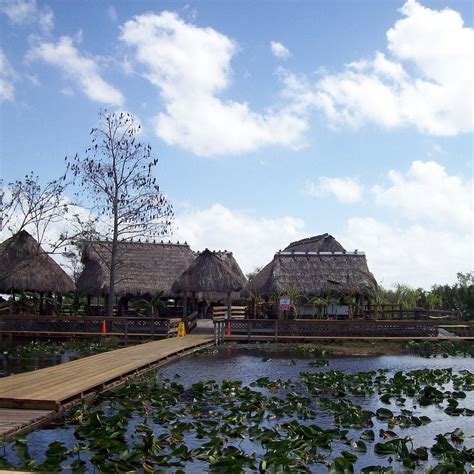 MICCOSUKEE INDIAN VILLAGE (2025) All You Need to Know BEFORE You Go ...