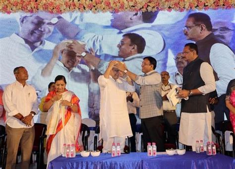 Press Release:Press Information Bureau