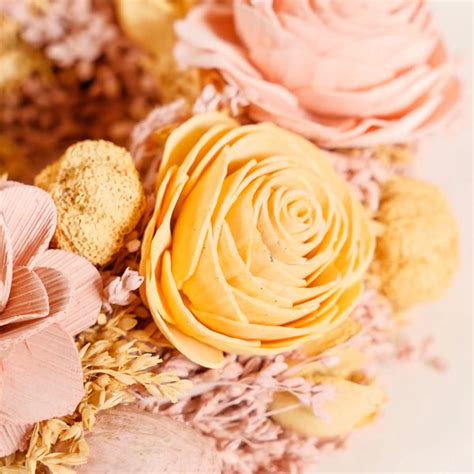 Sustainable Sola Flower Wreath For Wall Decor Yellow Online - Premium ...