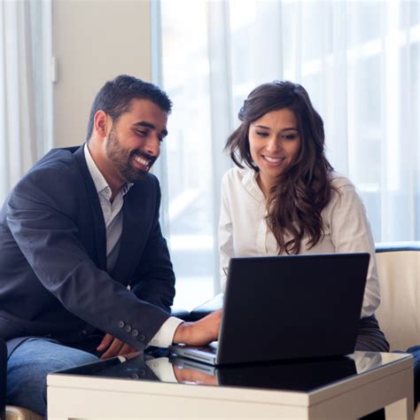 Hispanic Business Owner 的图像结果