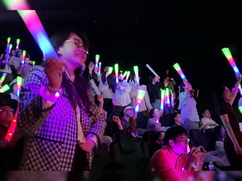 Chinese 'Swifties' shake it off at Beijing watch party