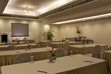 Taj Mahal, Lucknow - Venue - Gomti Nagar - Weddingwire.in