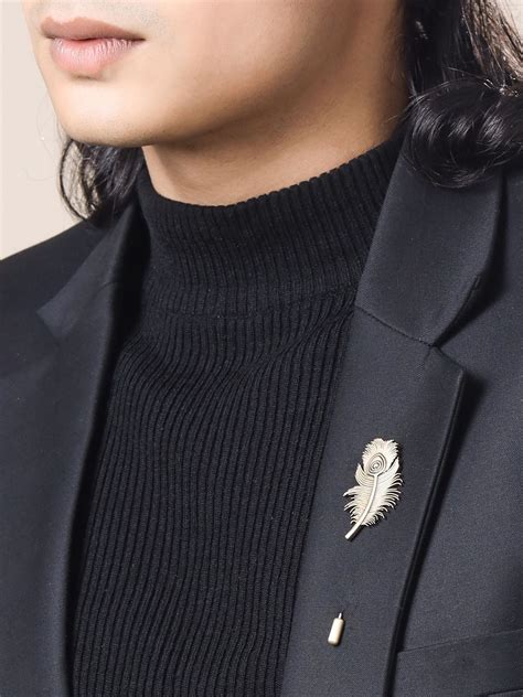 Peacock Grace Lapel Pin – Ganpatis Bridal Wear