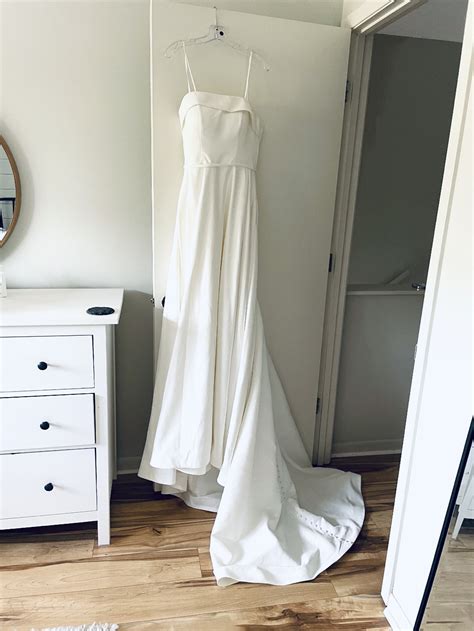 Stella York New Wedding Dress Save 25% - Stillwhite