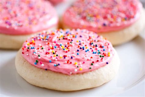 Lofthouse Style Sugar Cookies - Cooking Classy