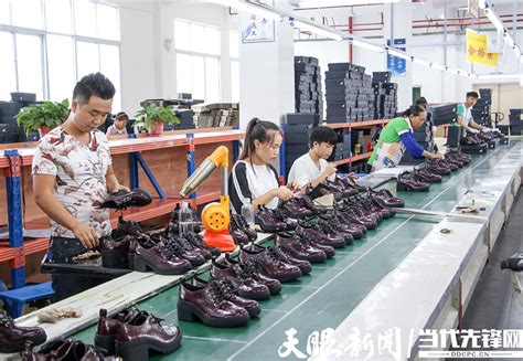 鞋厂工作内容,鞋厂什么岗位轻松,鞋厂报价员的工作职责_大山谷图库