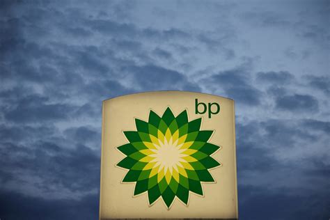 BP names Kate Thomson as interim CFO in post-Looney reshuffle | Reuters