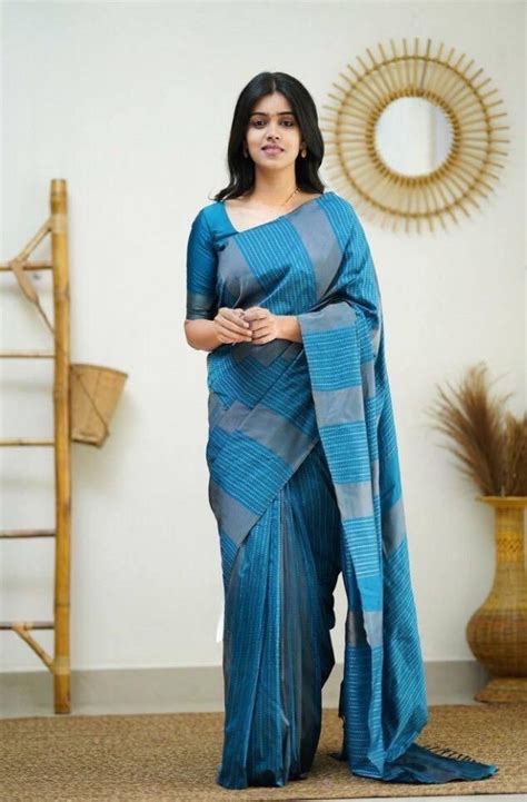 Sumptuous Firozi Soft Silk Saree With Enchanting Blouse Piece ...