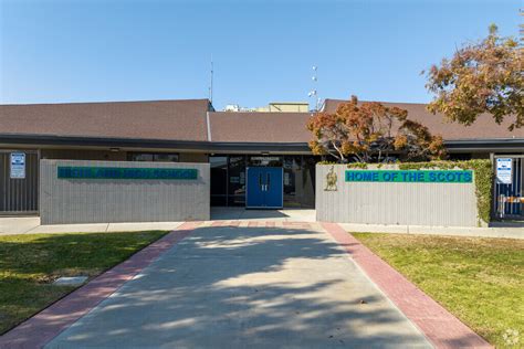 Highland High School, Rankings & Reviews - Homes.com