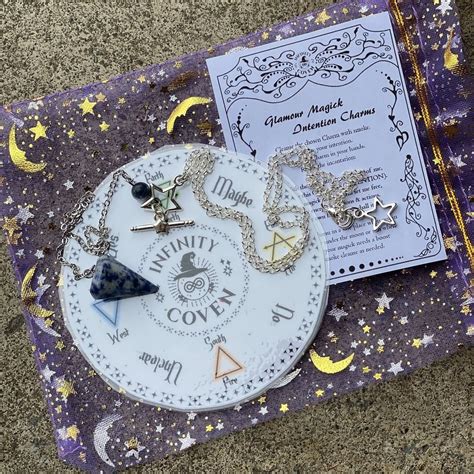 Pendulum Necklace - Witch Toggle