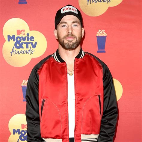 Why Chris Evans Deactivated His Social Media Accounts
