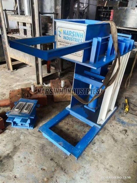 2 Bricks Semi Automatic Fly Ash Bricks Machine Manufacturer, Supplier ...