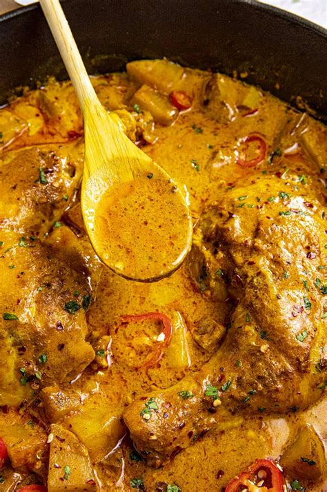 Savor the Flavor: Authentic Jamaican Curry Chicken Delight | Curry ...