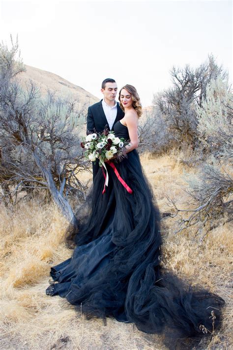 20 Beautiful (and bold!) Black Wedding Dresses : Chic Vintage Brides
