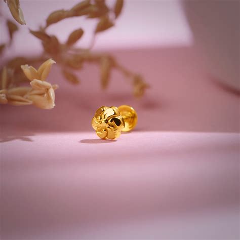 Eternal Whorll Spiral 18K Gold Nose Pin for Women | Yuvora Jewels