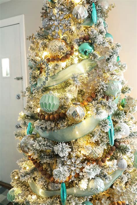Teal Christmas Tree - Weekend Craft