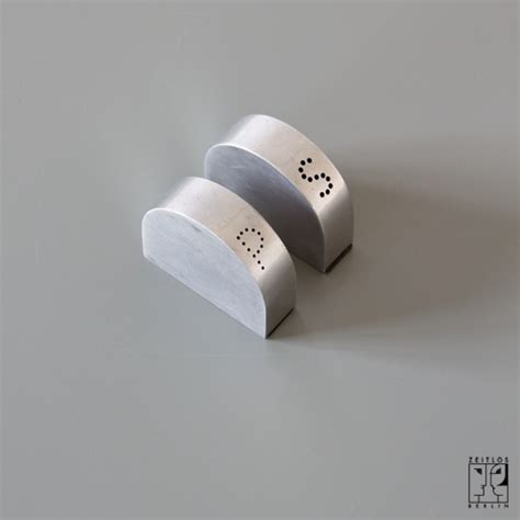 William Lescaze Art Deco Salt and Pepper Shakers - ZEITLOS – BERLIN