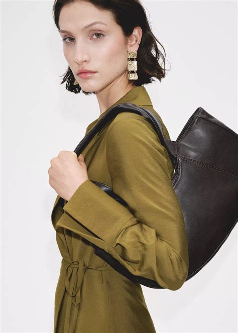 Robes et combinaisions grande tailles pour femmes 2025 | MANGO OUTLET ...