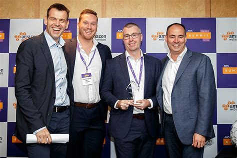 AWS Star 的图像结果