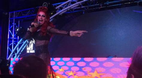 Brum Skateboarding Bride 的图像结果