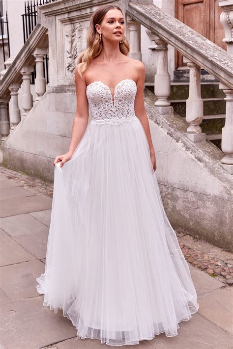 Strapless Bridal Gowns | Labella Bridal