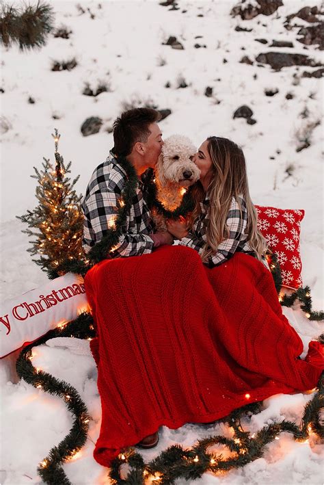 Couples Christmas Pictures