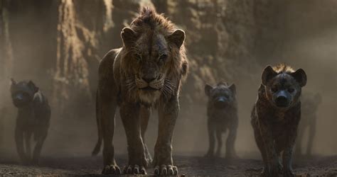 The Lion King Remake's Scar Is Far More Frightening Than the Original