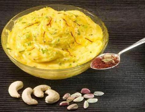 Kesar Elaichi Shrikhand Recipe - lifeberrys.com