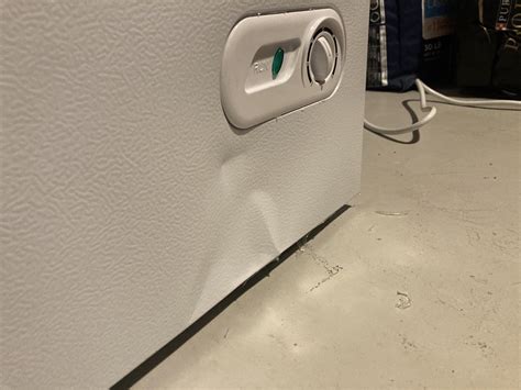 Chest Freezer w Dent : r/Appliances