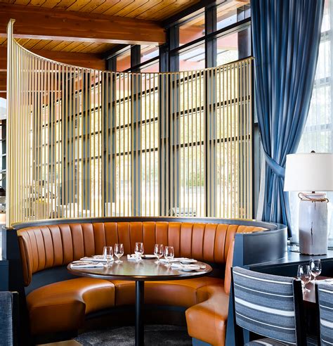 Modern Restaurant Booth Interior Design