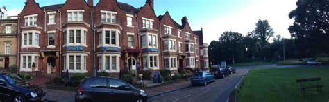 TUNBRIDGE WELLS RETREAT (Royal Tunbridge Wells, Kent) - Guesthouse ...