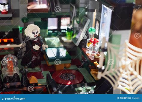 Custom LEGO Vampire 的图像结果