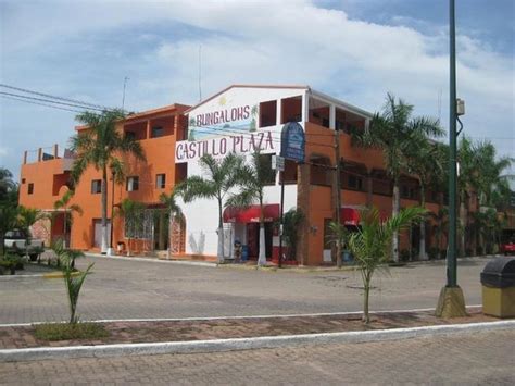 CASTILLO PLAZA HOTEL (Rincon de Guayabitos) - Hotel Reviews & Photos ...