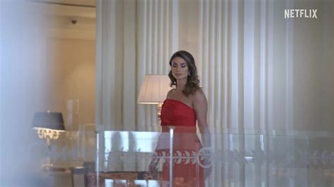 Dubai Bling's Mona Kattan: Her age, Instagram, and husband