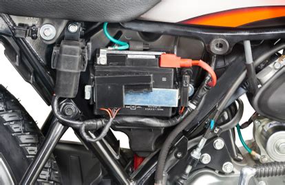 Two-Wheeler Battery Maintenance Tips | Hero MotoCorp