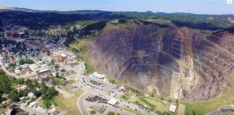 Hole in one into the open pit mine! - Reviews, Photos - Sanford Lab ...