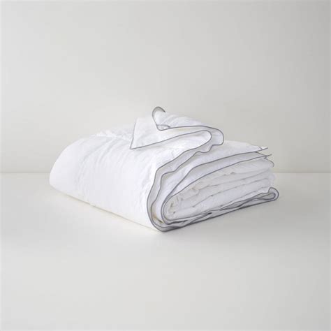 The Best Duvet Inserts - Reviews & Buying Guide (2022) | Tuck Sleep