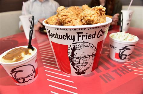 【有好康】KFC会员在生日月份免费享有2块炸鸡套餐！ | 抢鲜看