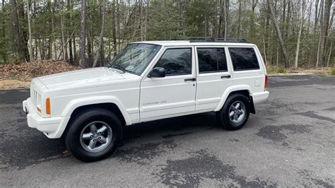 Jeep Cherokee XJ Sport - Limited - Classic For Sale — Davis AutoSports