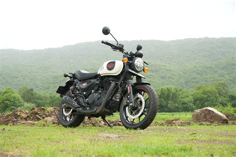 Royal Enfield Hunter 350 On Road Price in Unakoti[c] Starts at 1.38 ...