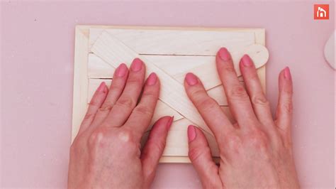 Popsicle Stick Wall Decor 的图像结果