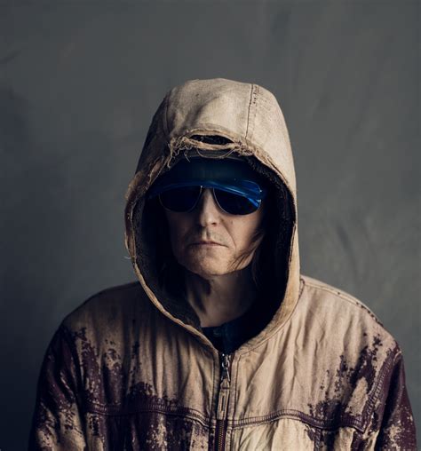 felt-lawrence-phil-sharp-181217-6 - Loud And Quiet