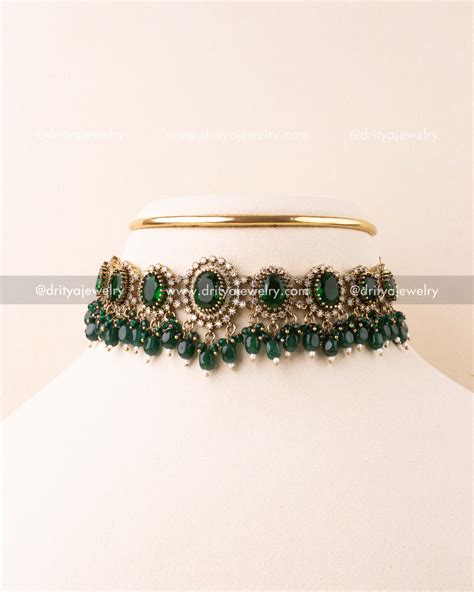 Victorian Choker Set with Emerald Green Stones – Dritya Jewelry