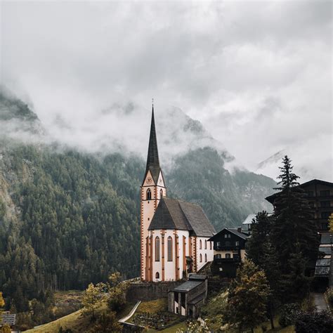 Download wallpaper 2780x2780 building, architecture, forest, trees ...