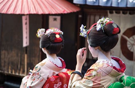Geisha - Japanese Culture | Inside Japan Tours