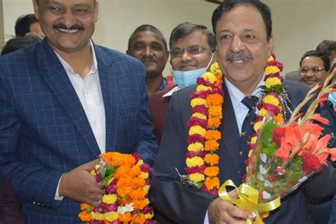 Jiwaji University Gwalior Campus: Photos, Virtual Tour