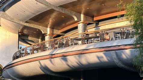 Is The Tomorrowland Skyline Terrace Fireworks Dining Package Worth It?