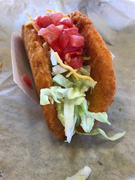 Hungry Detective Review:Taco Bell "Naked Chicken Chalupa" | HuffPost Life
