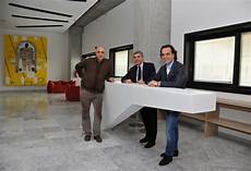 corian napoli kiton banco reception in coria corian napoli kiton banco reception in coria