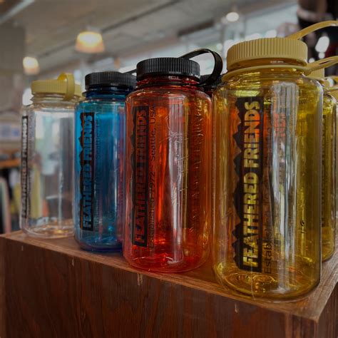 Feathered Friends / Seattle Shop (@featheredfriendsseattle) • Instagram ...